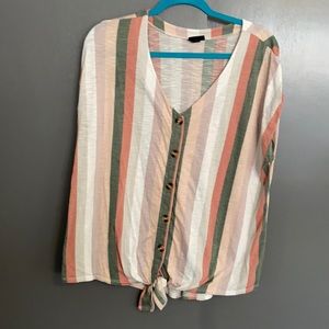 Torrid tie front top